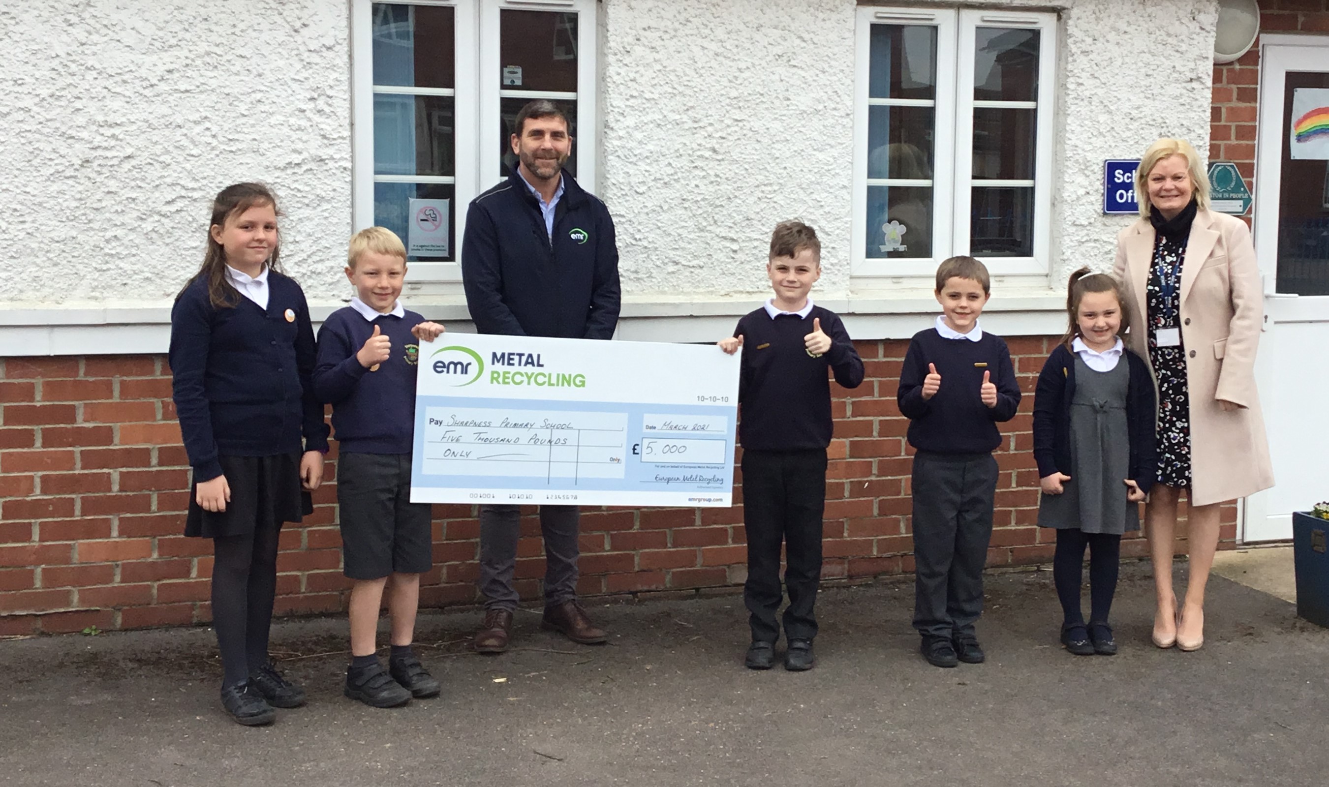 EMR Sharpness awards donation to Sharpness Primary School